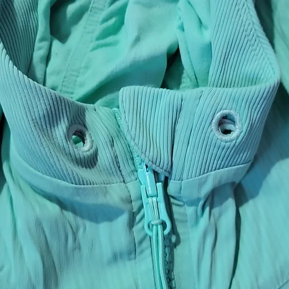 Coat - Picture 4 of 6